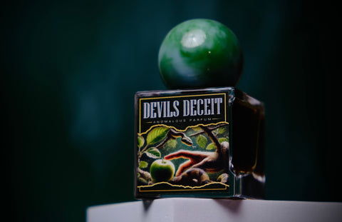 Devils Deceit - Apple, Oakmoss (Non IFRA Compliant), Ambergris, Bergamote, Bulgarian Rose & Jasmine Grandiflorum (Limited Edition of 100 Bottles) x 30ml